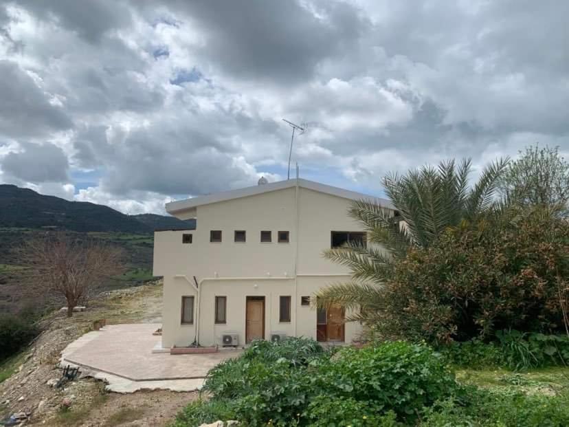 Extreme View Cafe And Rooms To Let Prastio  Ngoại thất bức ảnh